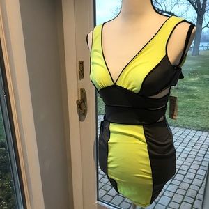 BEBE CUT-OUT BODYCON DRESS XS -NWT